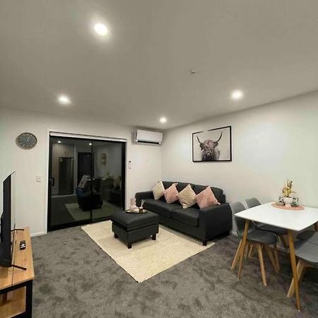 Central City Convenience At The Salt District Christchurch Bagian luar foto